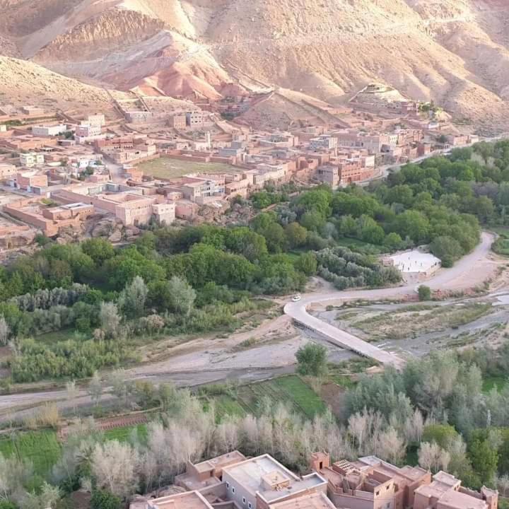 Отель Kasbah Ait Arbi Ait Ougliff Экстерьер фото
