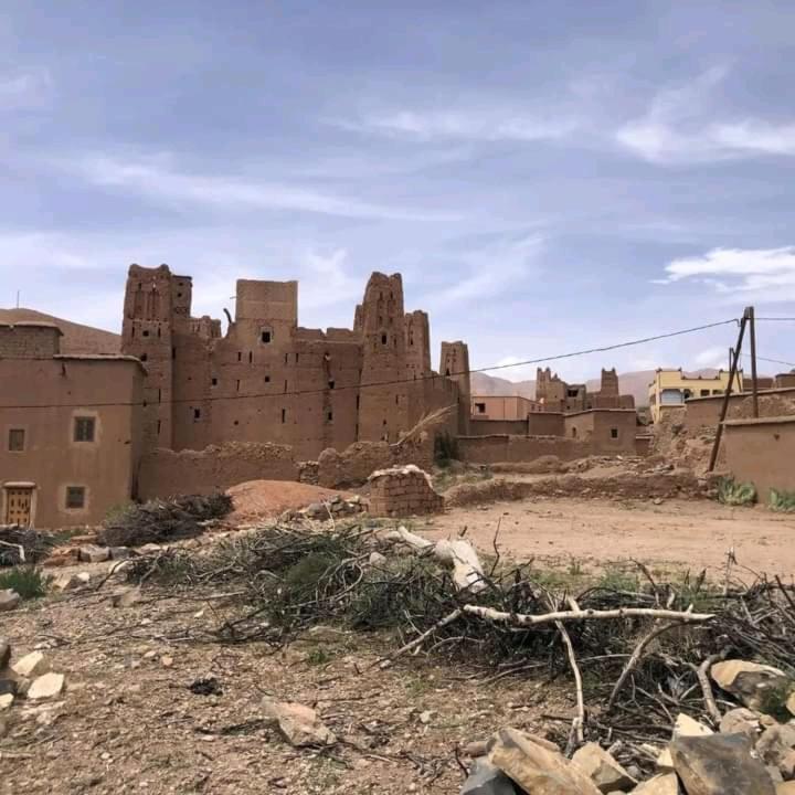 Отель Kasbah Ait Arbi Ait Ougliff Экстерьер фото